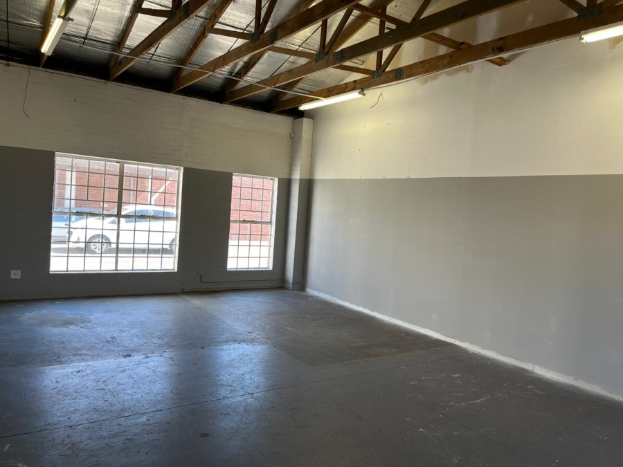 To Let commercial Property for Rent in Paarden Eiland Western Cape